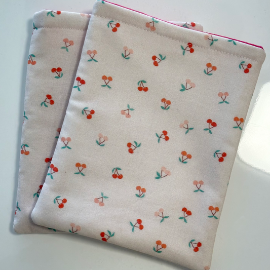 Sweet Cherry small e-Reader sleeve
